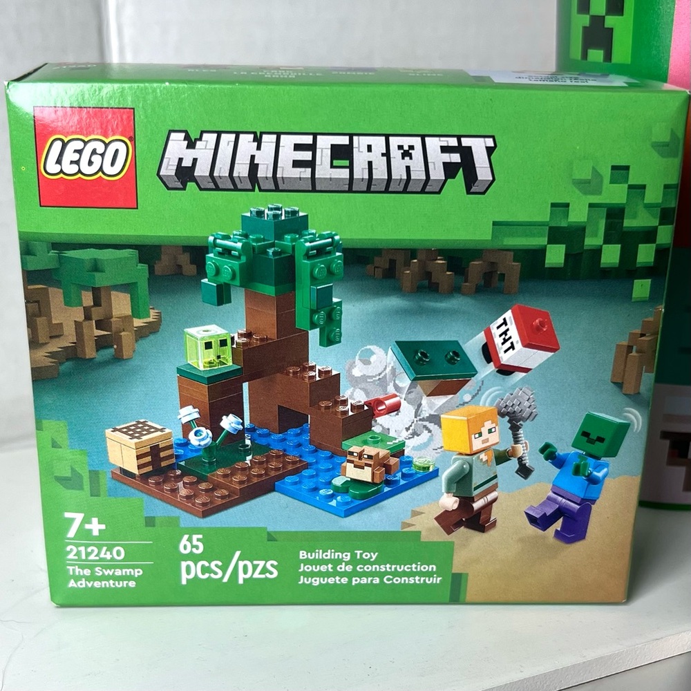 MINECRAFT MANIA GIFT SET - Picture 2 of 15